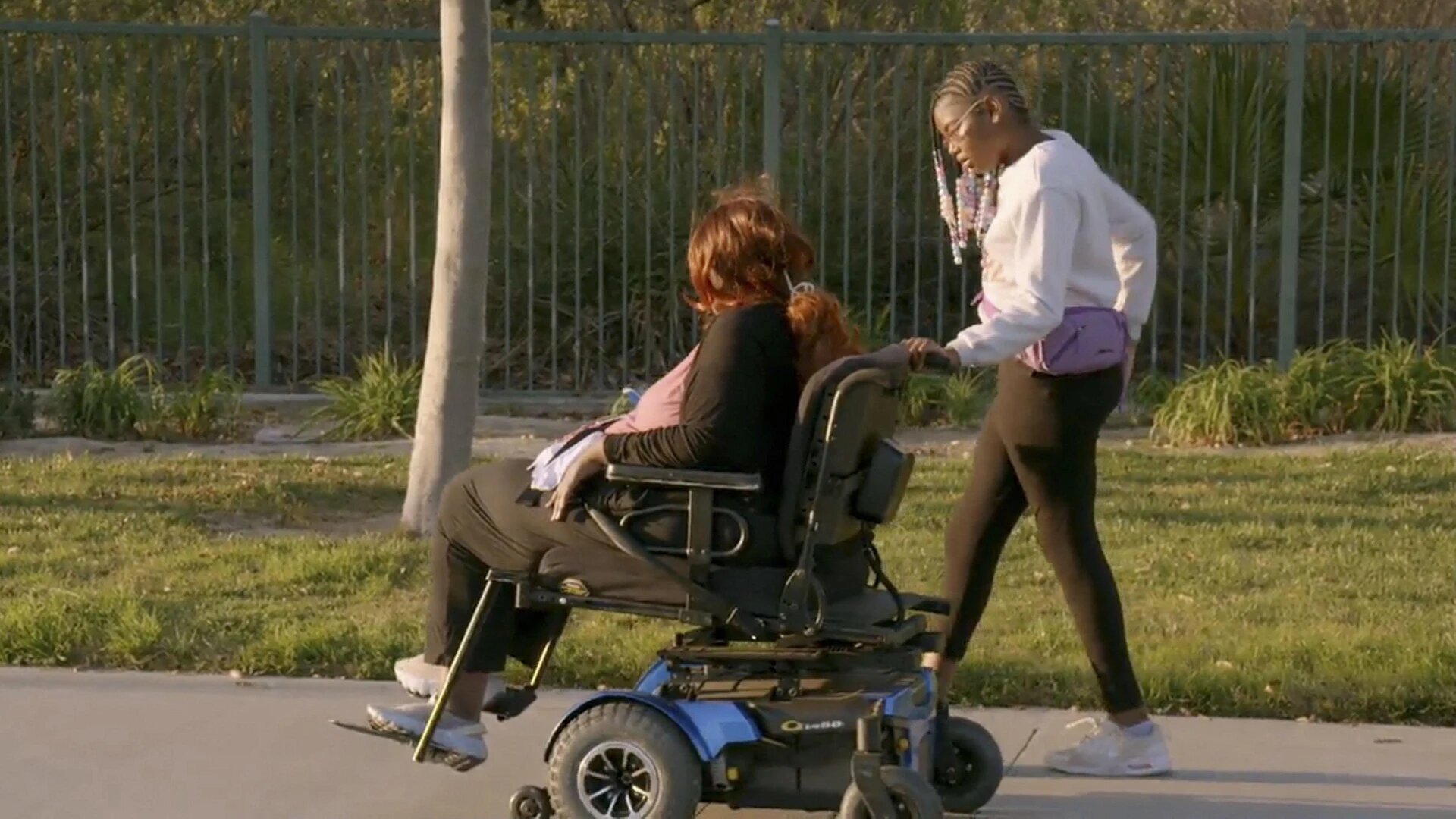 1000-lb Roomies S2E7 Sole Searching