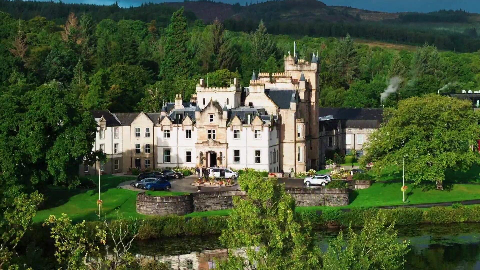 1st Look S17E5 Extra Mile Club: Scotland