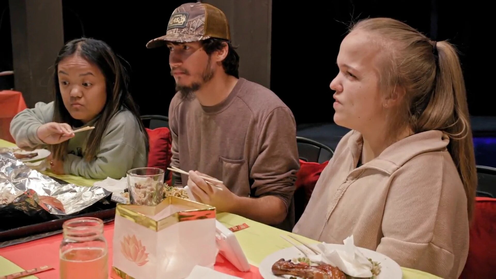 7 Little Johnstons S16E8 What the Duck?