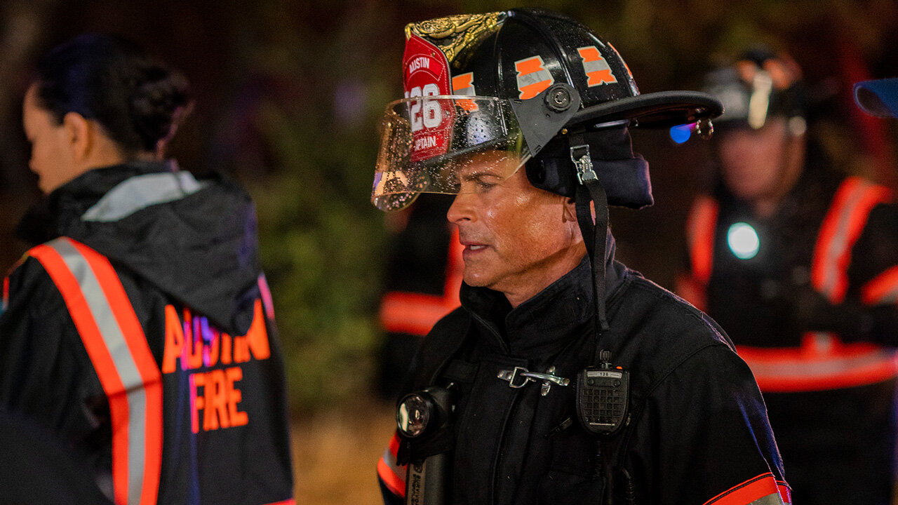 9-1-1: Lone Star S1E1 Pilot