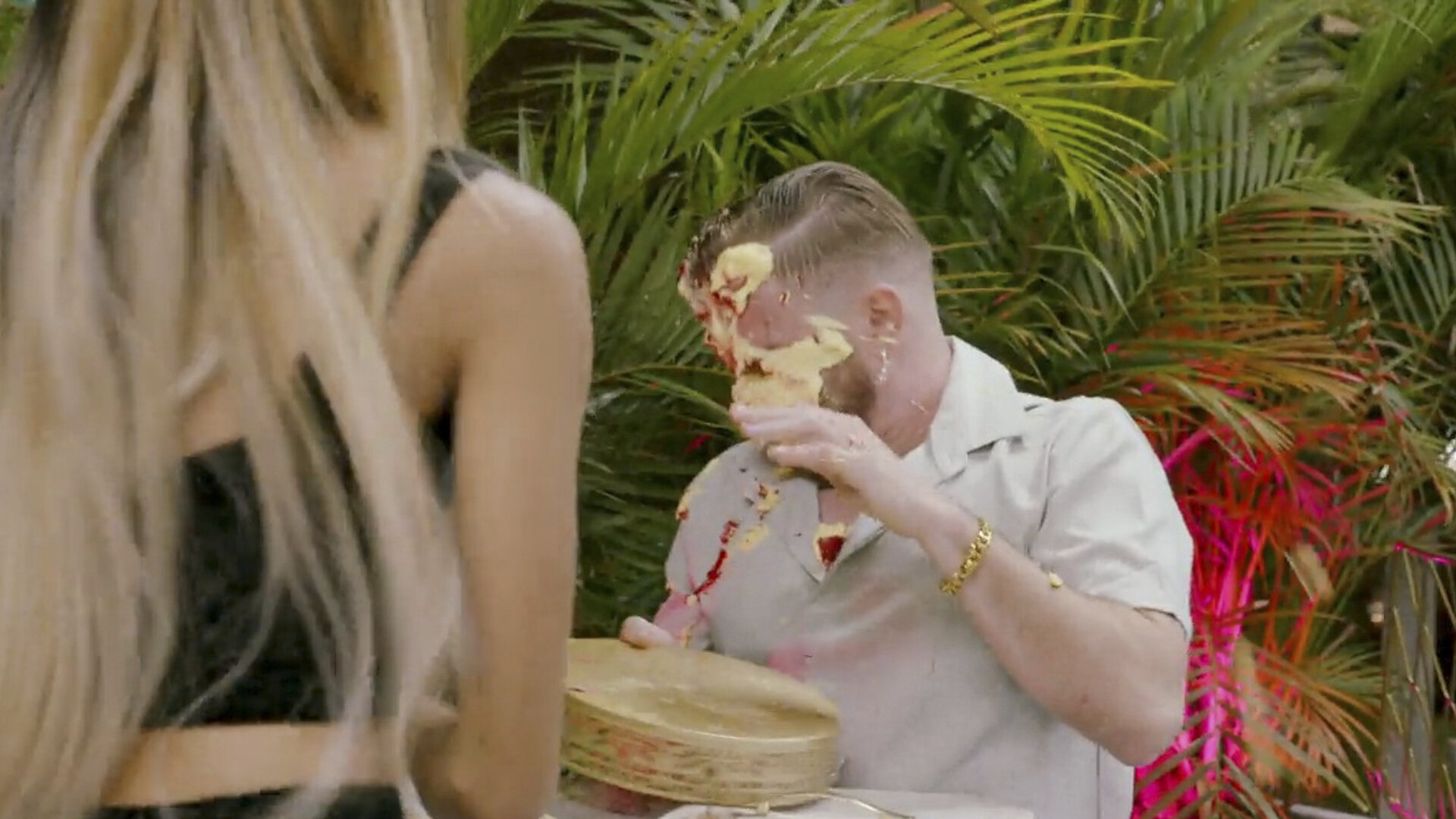 90 Day Fiancé: The Other Way S7E6 Seems a Bit Dodgy