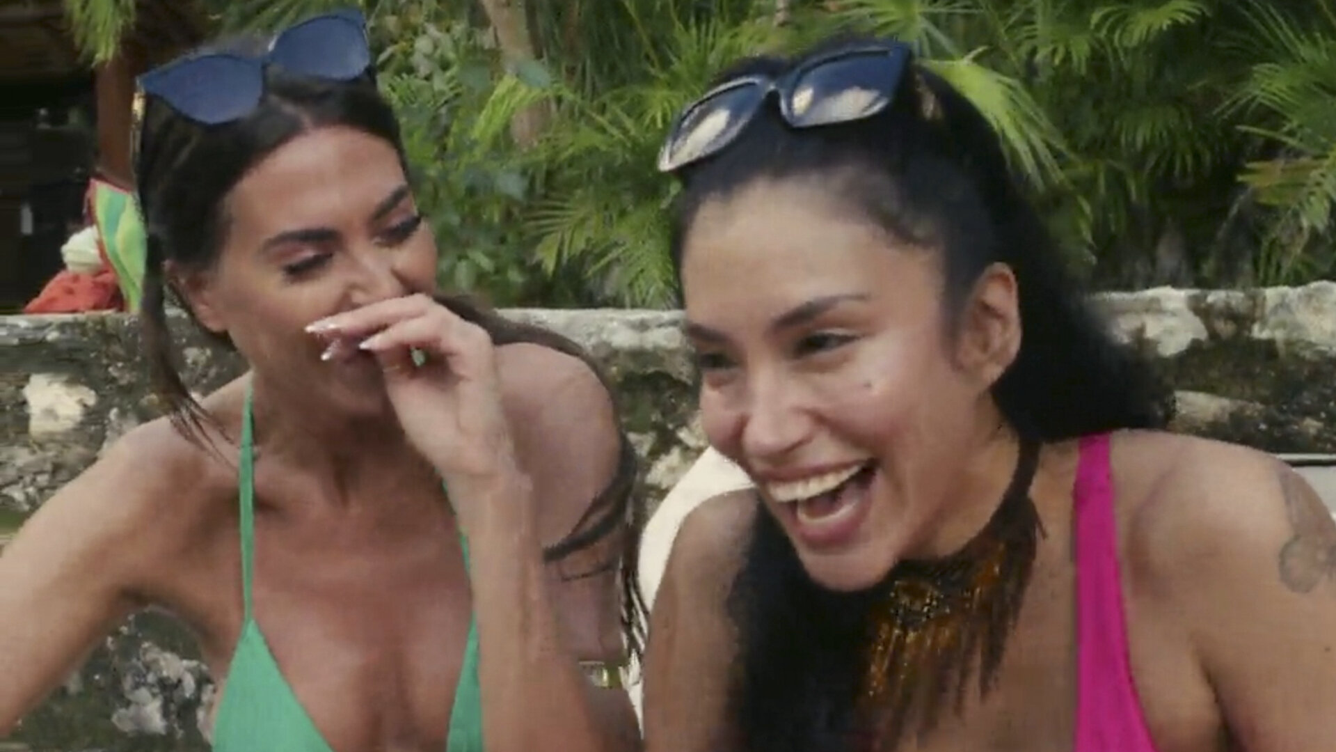 90 Day: Hunt for Love S1E10 The Boy With Pepperoni Nipples