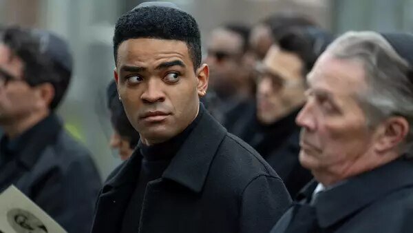 Adults S1E5 Theracide