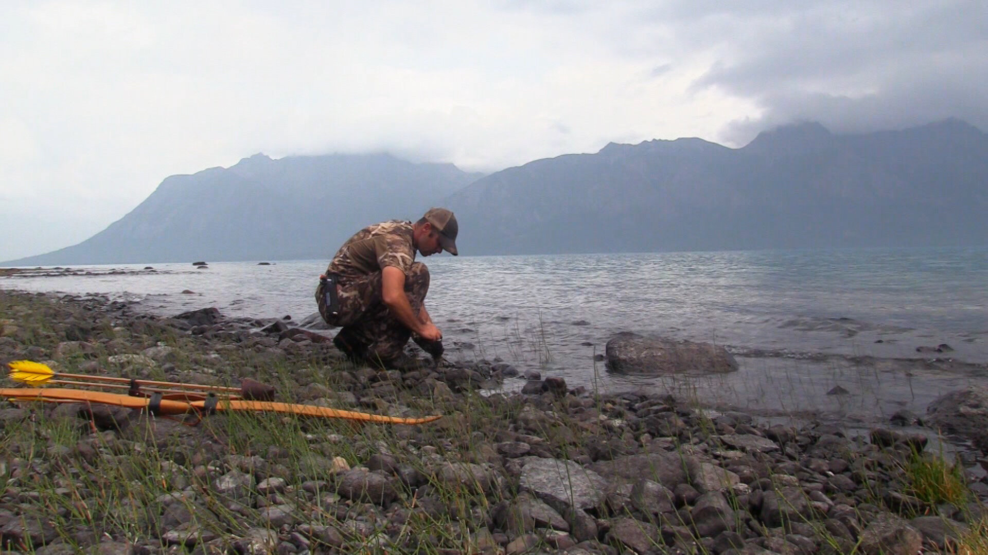 Alone S8E1 The Hunted