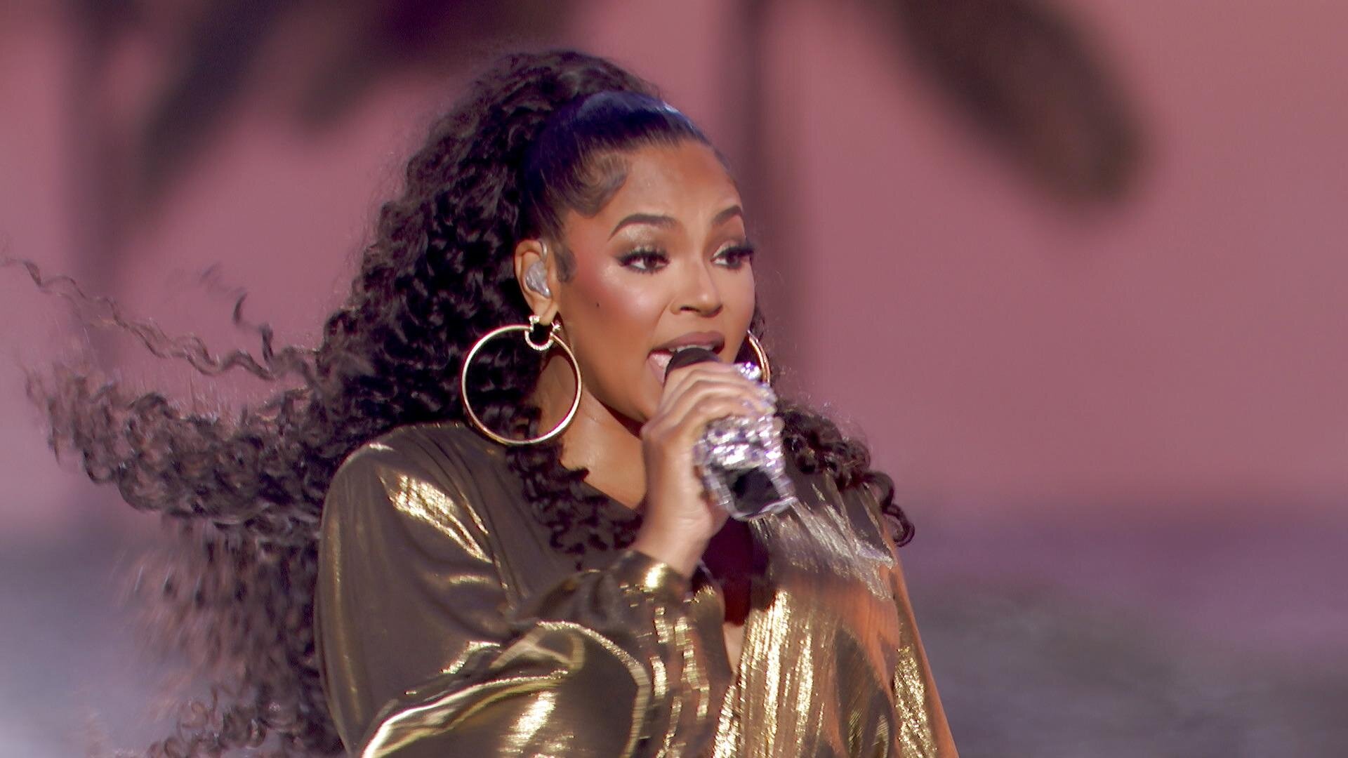 American Idol S23E9 Top 24 at Disney's Aulani Resort in Hawaii Part #1