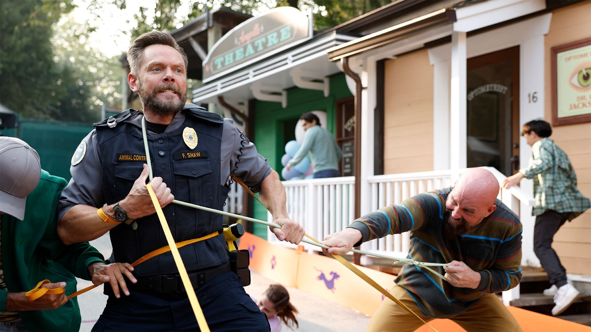 Animal Control S4E1 Bear Cubs and Broncos