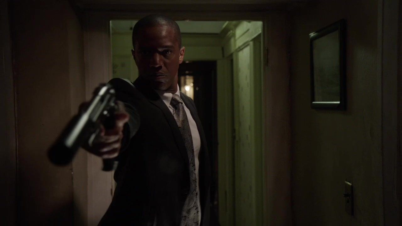 Arrow S1E20 Home Invasion