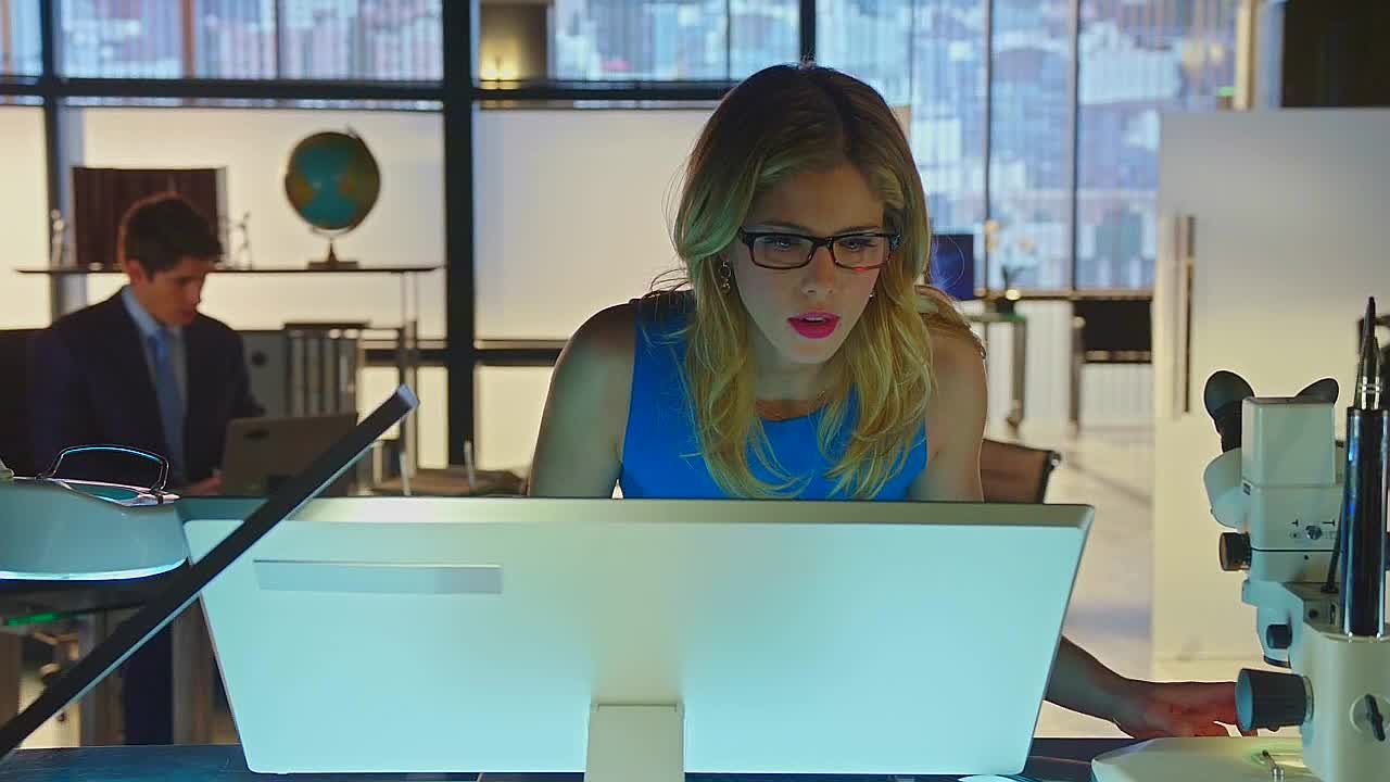 Arrow S3E16 The Offer