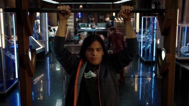 Arrow S3E8 The Brave and the Bold