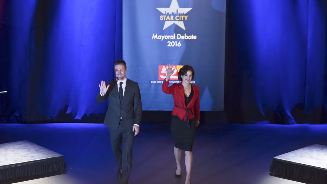 Arrow S4E14 Code of Silence