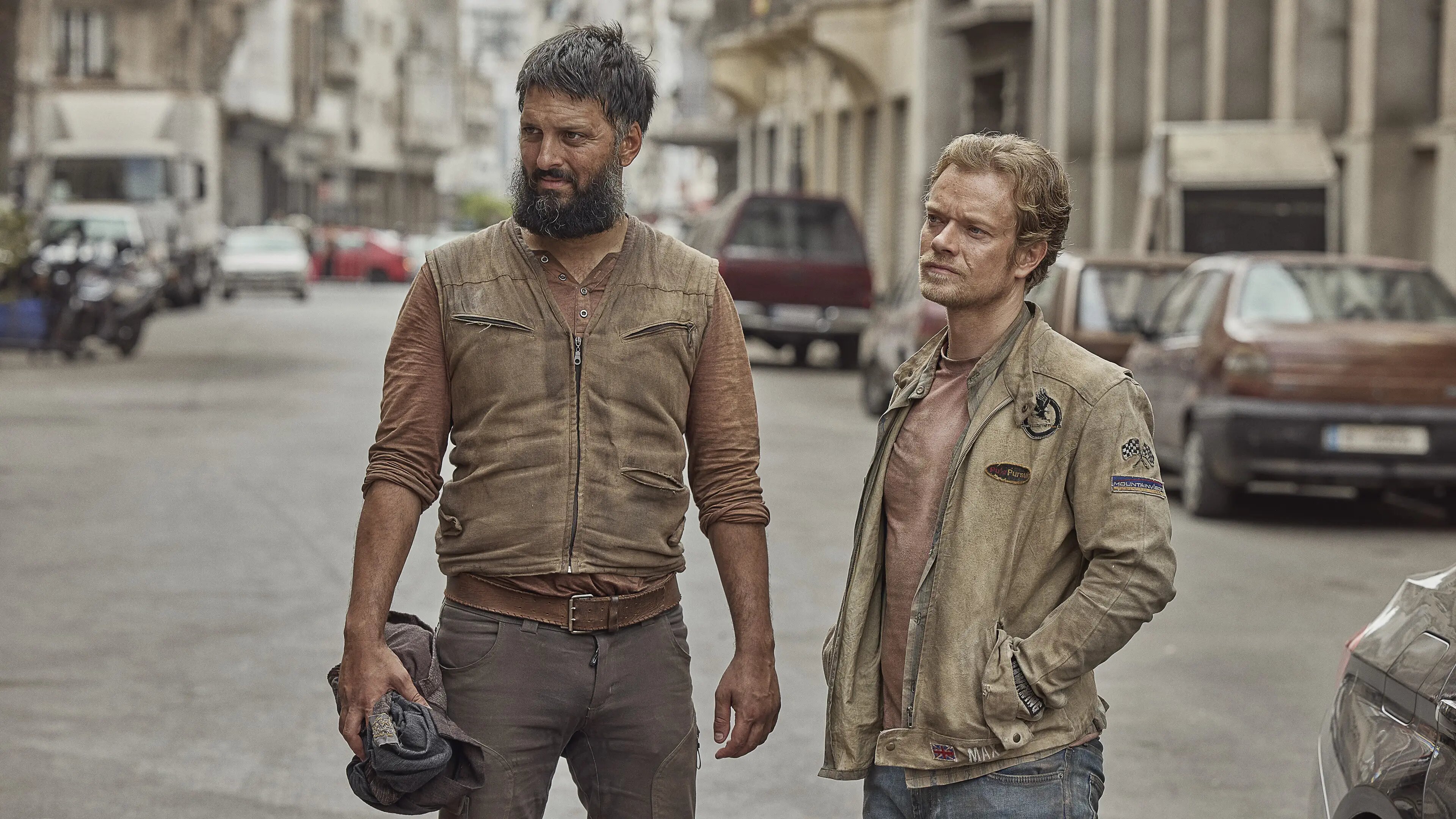 Atomic S1E1 Al Britani