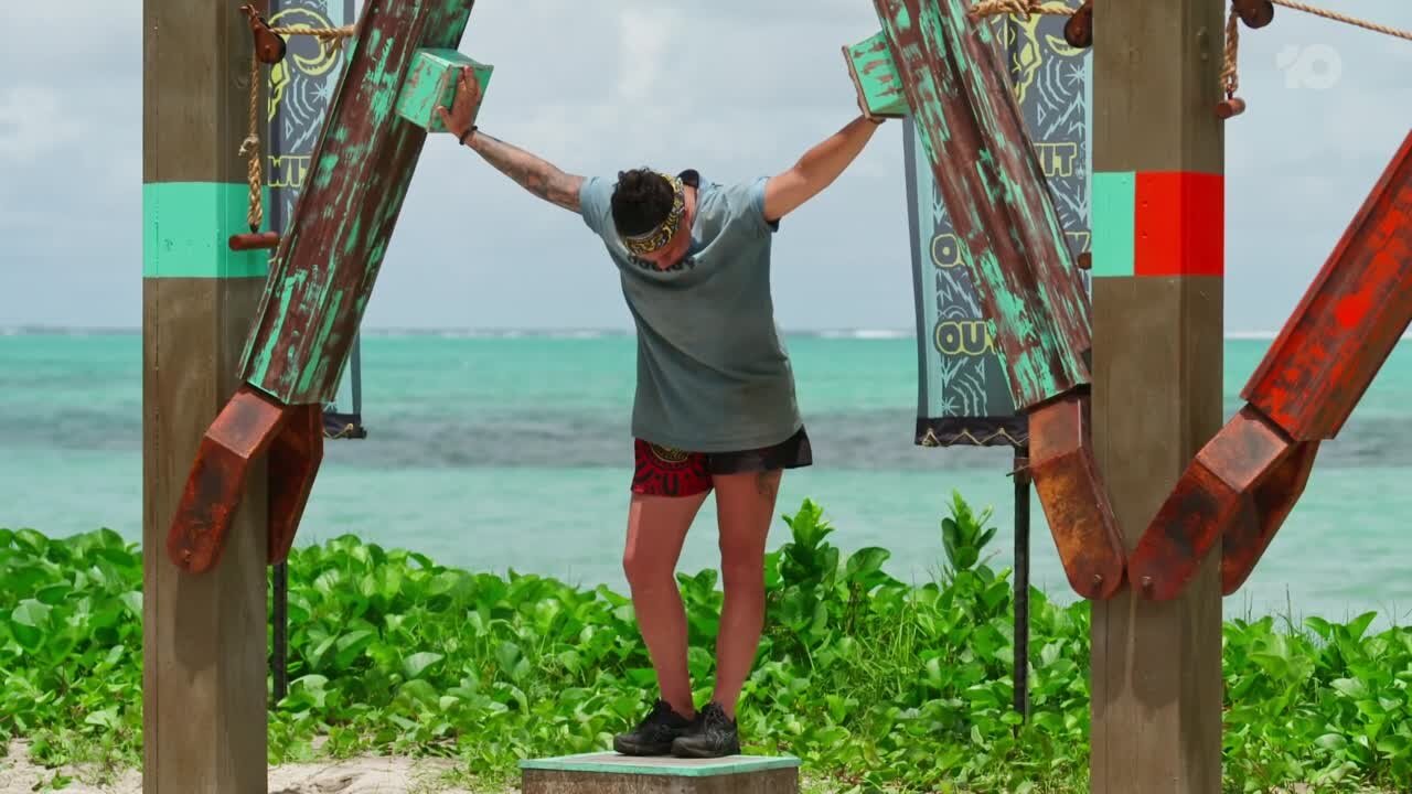 Australian Survivor S13E6 My Fire Breathing Dragon