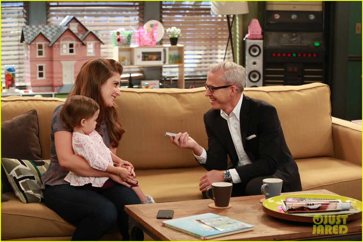 Baby Daddy S5E7 The Return of the Mommy