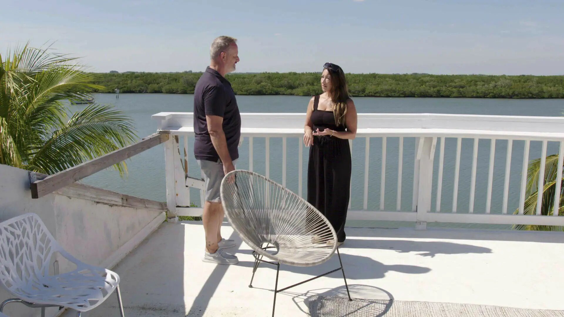 Beachfront Bargain Hunt: Renovation S8E8 Bathrooms, Kitchen and Balconies on North Hutchinson Island