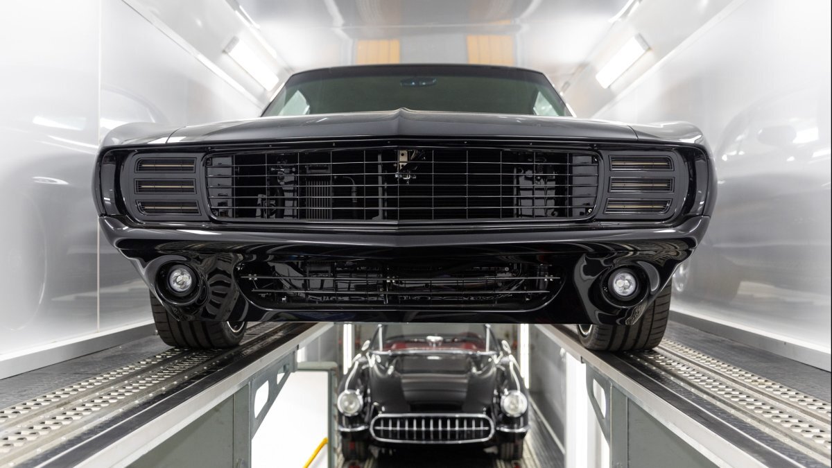 Bitchin' Rides S11E1 The Outlaw