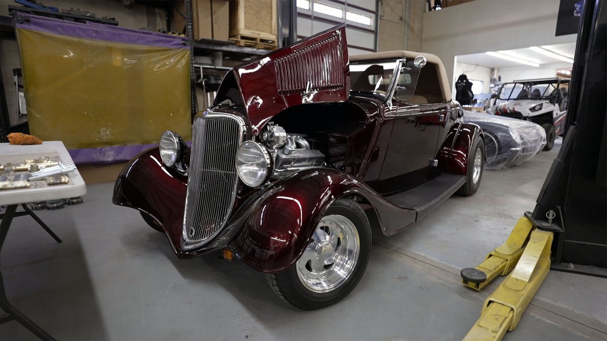 Bitchin' Rides S11E2 The Outlaw - Part 2