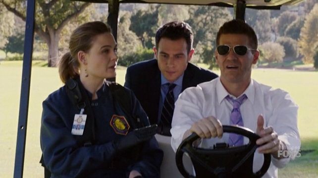 Bones S11E8 High Treason in the Holiday Season