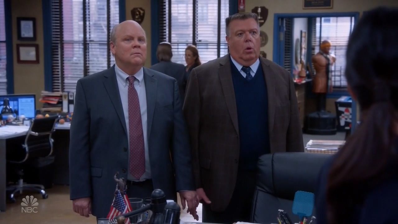Brooklyn Nine-Nine S6E13 The Bimbo
