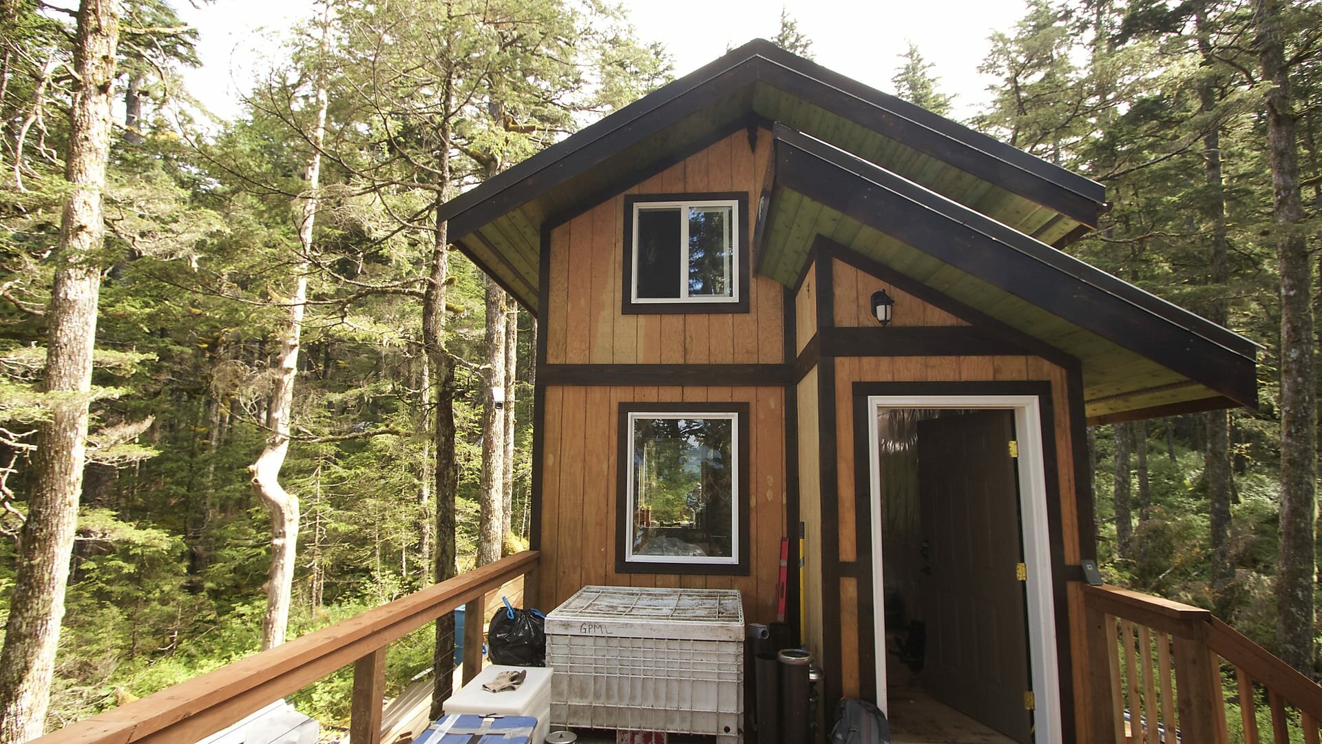 Building Alaska S8E6 A Toy Set for Big Kids