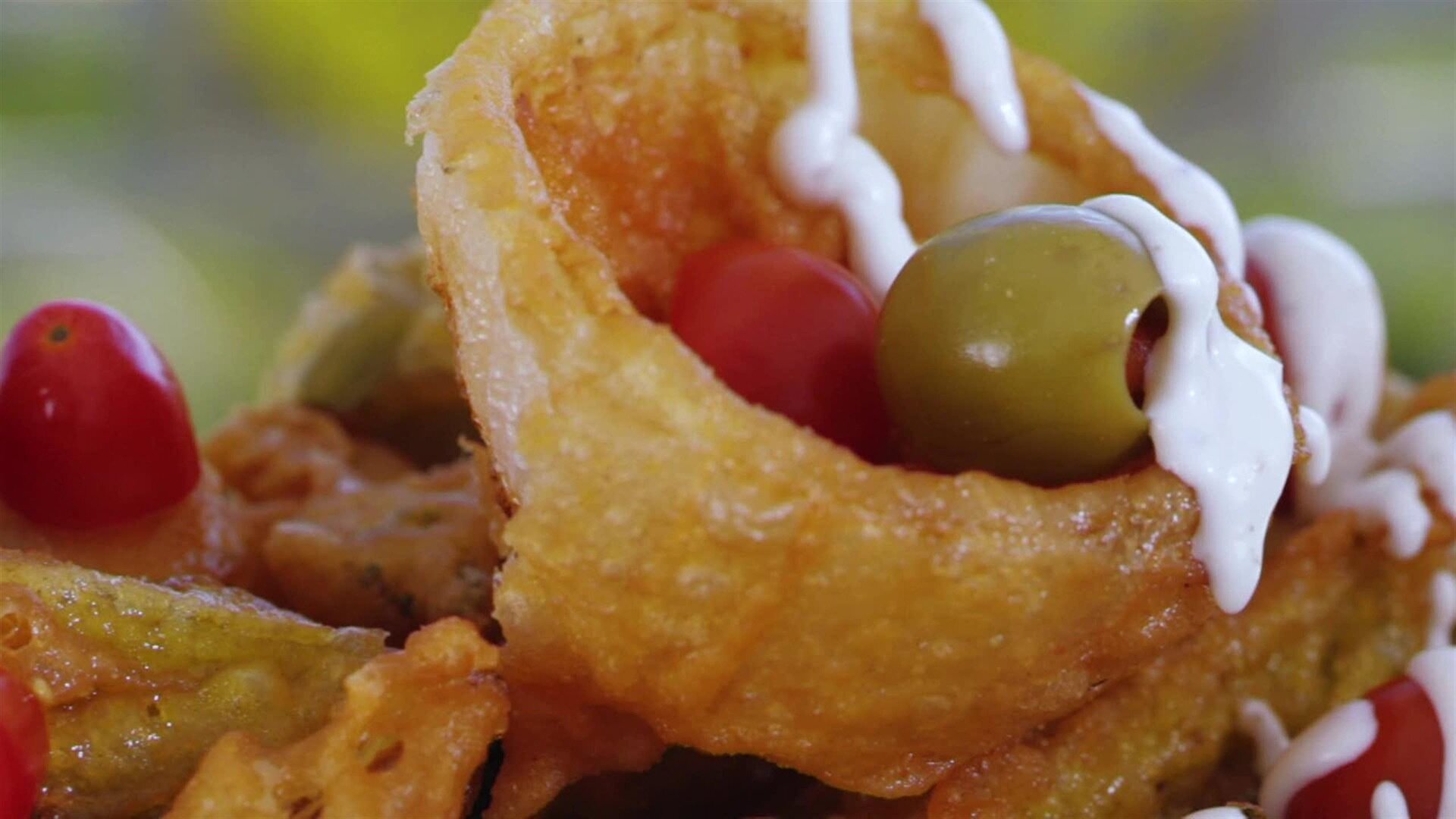 Carnival Eats S4E2 When Harry Met Salad