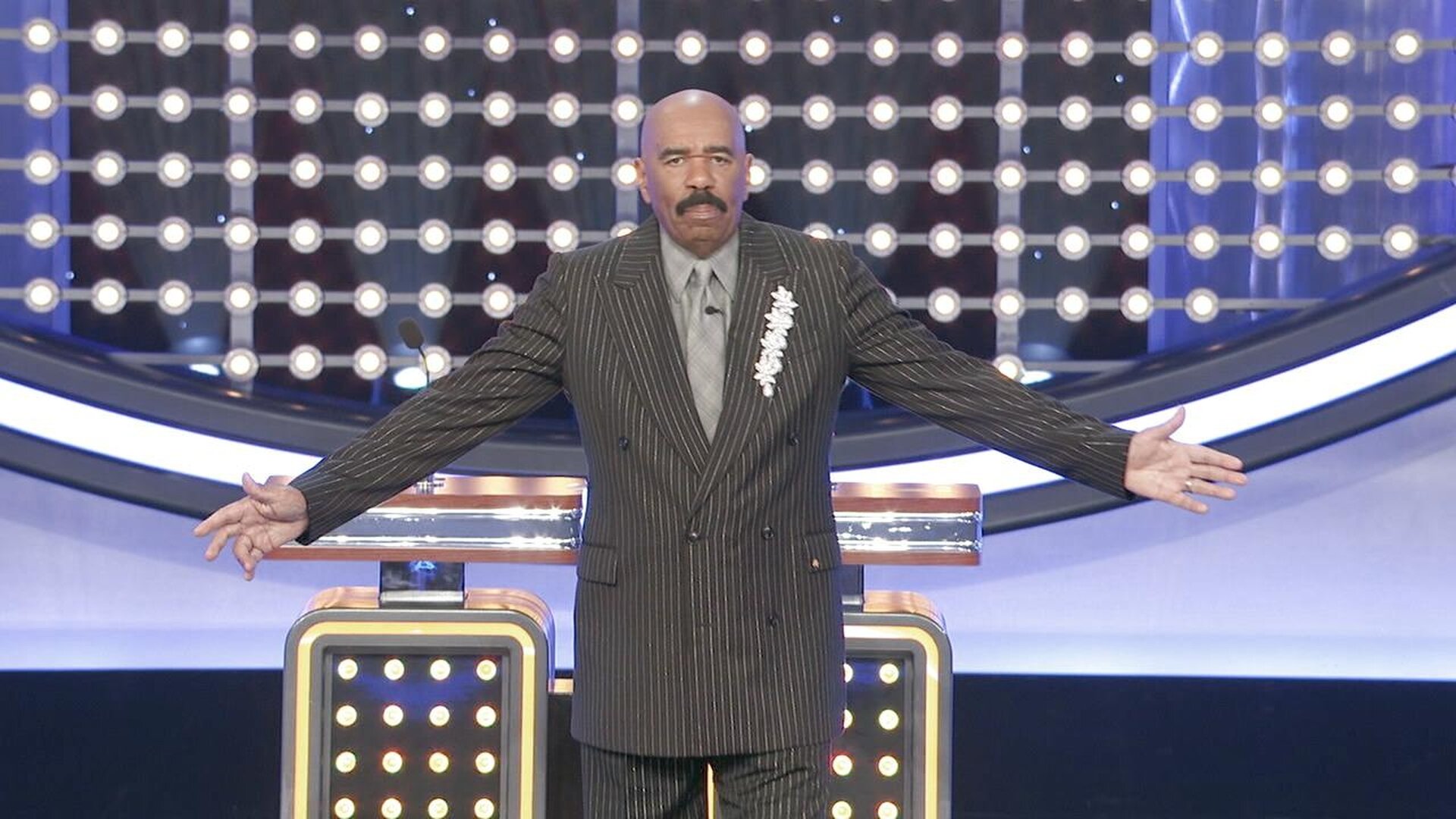 Celebrity Family Feud S11E5 Kyle Richards vs. Kandi Burruss-Tucker and NFLPA Offense vs. NFLPA Defense