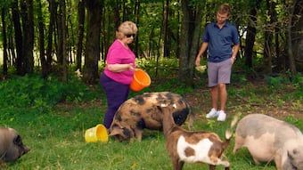 Chrisley Knows Best S8E11 Faye's Pig Adventure