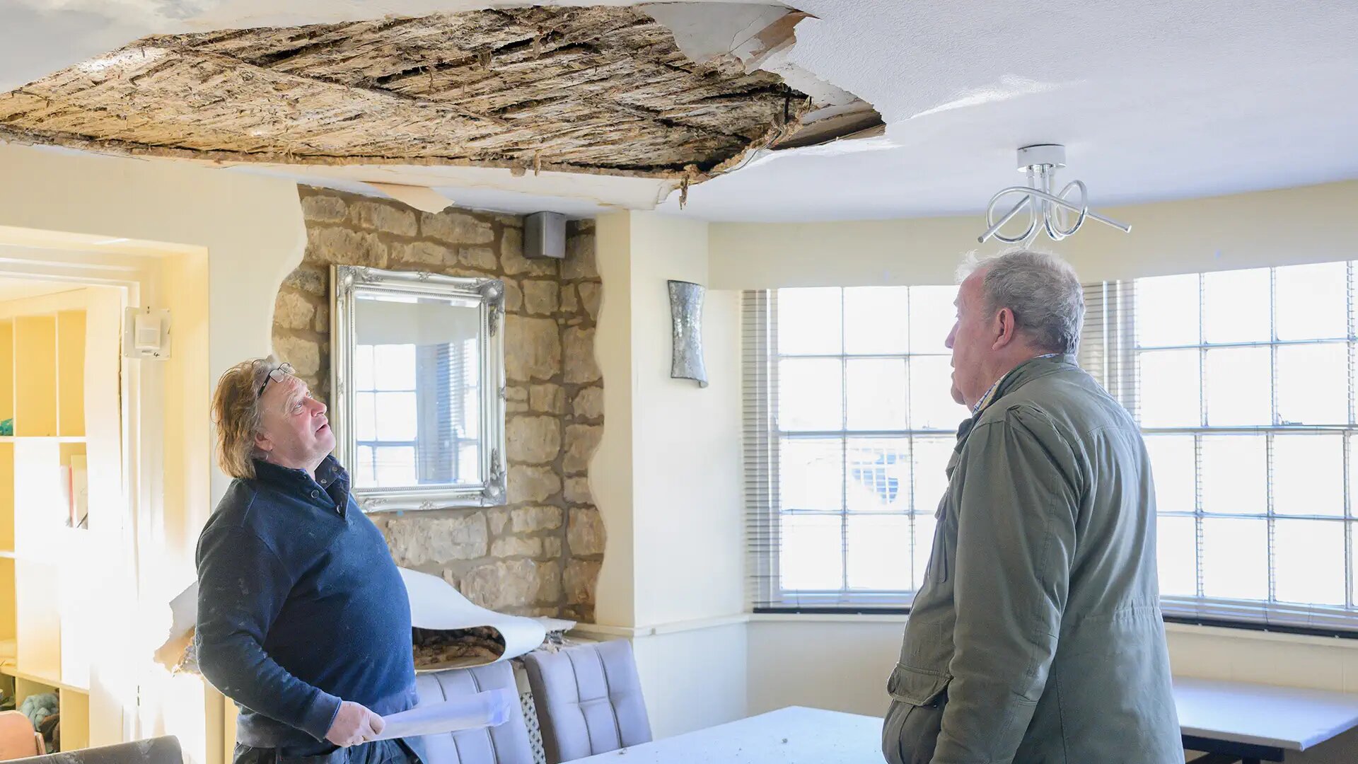 Clarkson's Farm S4E2 Pubbing