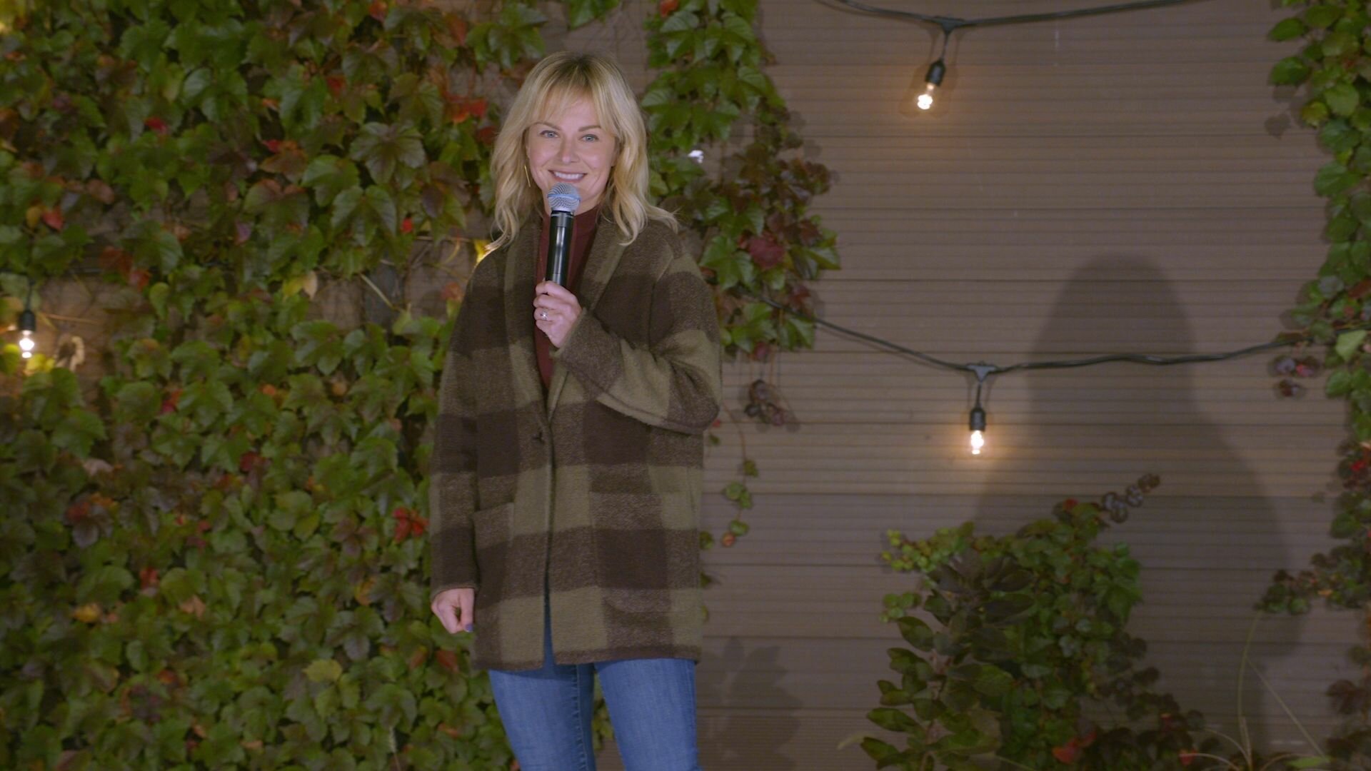 Comedy Central Stand-Up Featuring S7E5 Rosebud Baker - Love Is Like a Fart