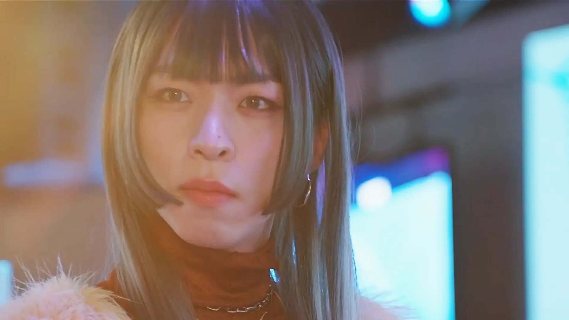 Confidence Queen S1E7 Mask Girl