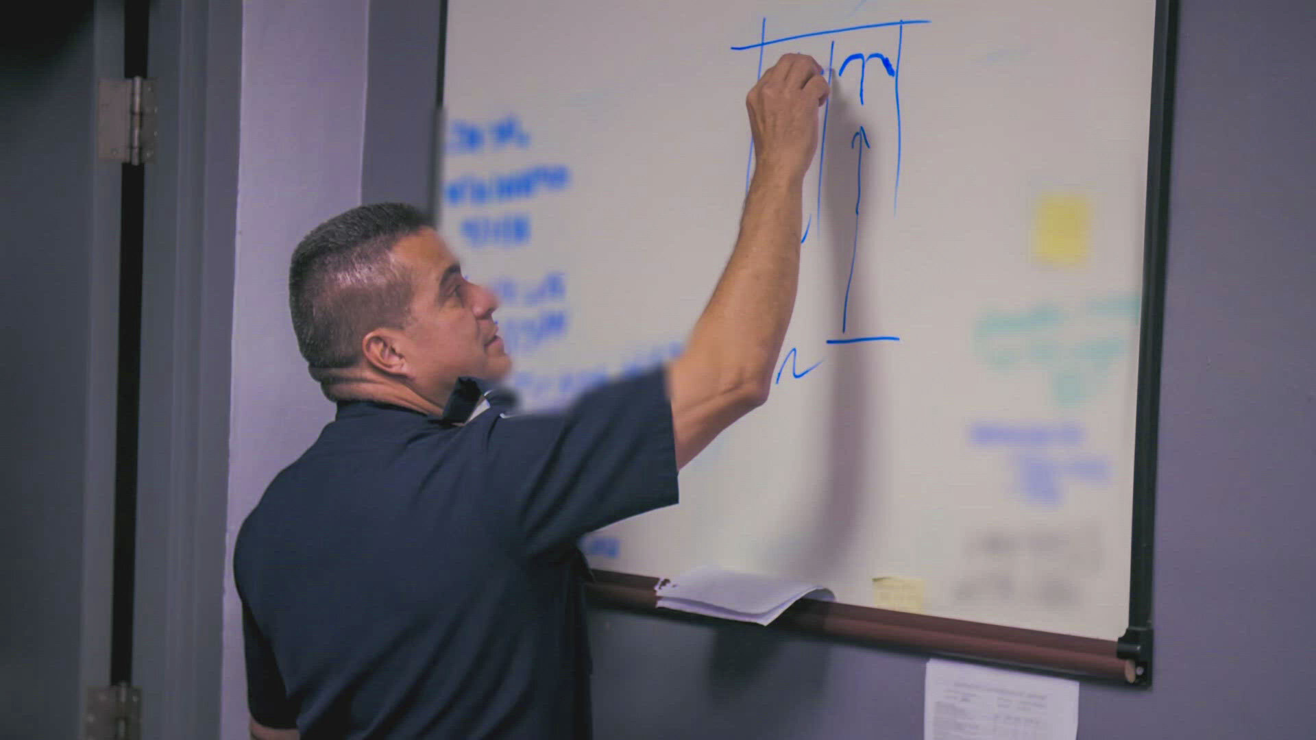 Contraband: Seized at the Border S3E9 The Hitman