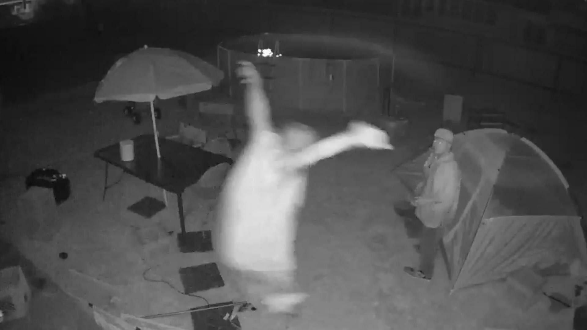 Crimes Gone Viral S1E8 Don't Mess With My Kid