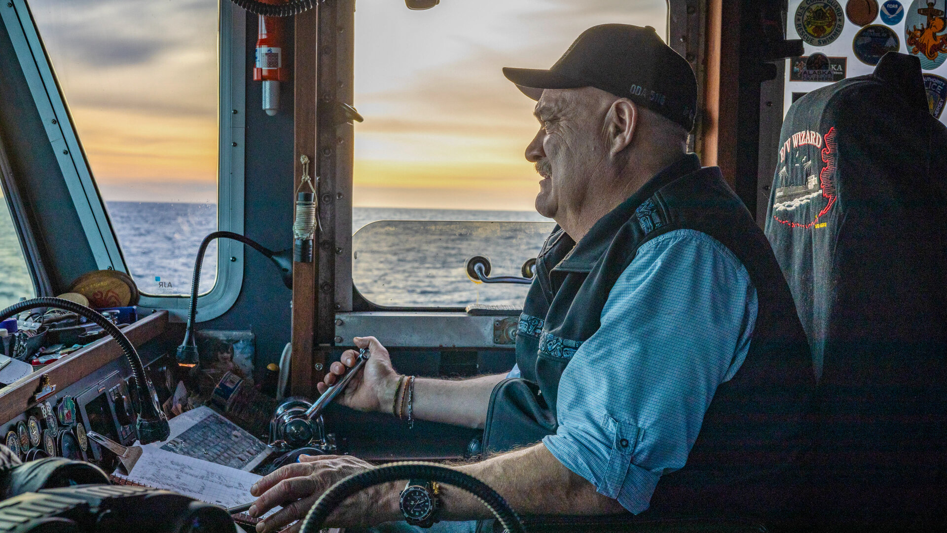 Deadliest Catch S20E4 Lights Out!