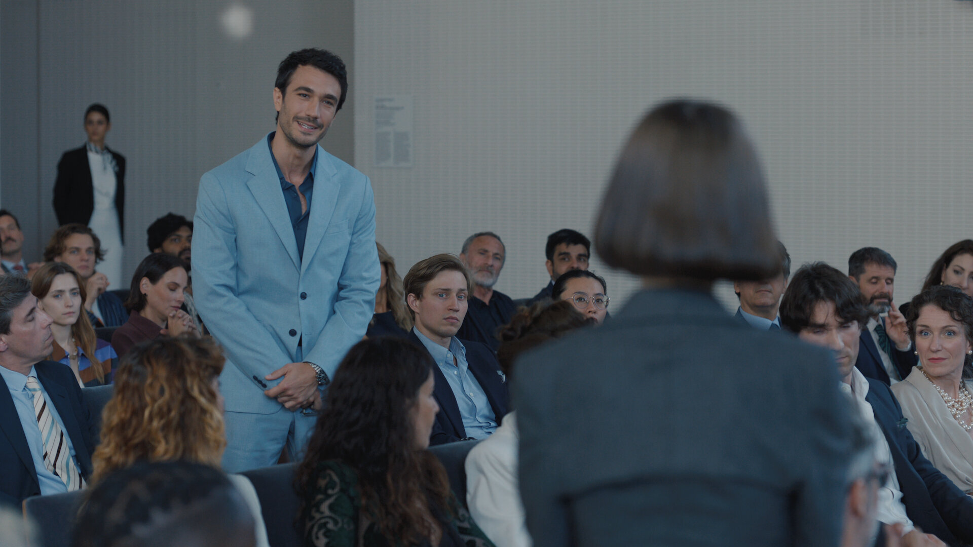 Emily in Paris S5E7 Second Chances