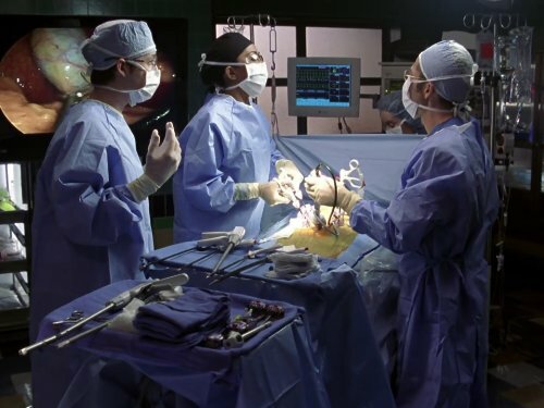 ER S14E9 Skye's the Limit