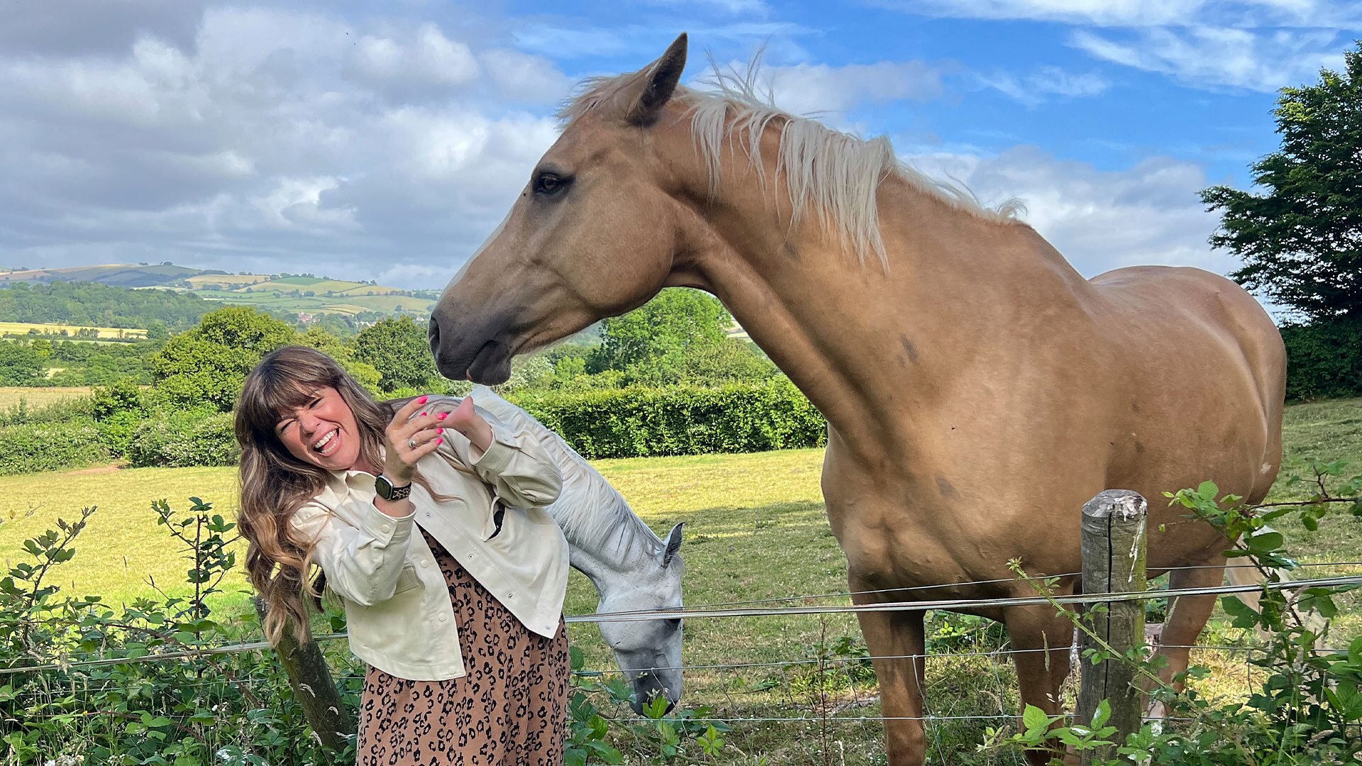 Escape to the Country S25E34 Somerset and Devon