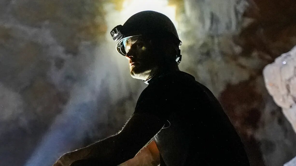 Expedition X S9E7 Descent Into the Mayan Underworld