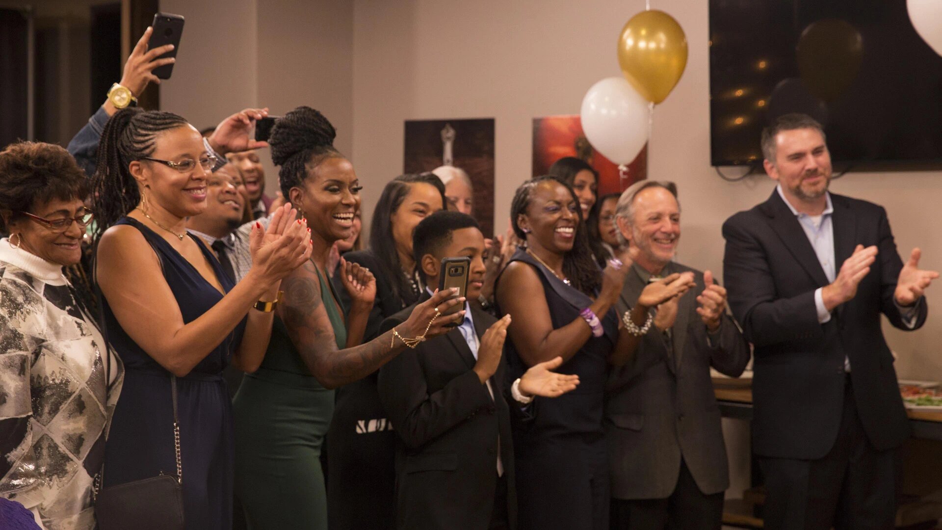 Family By the Ton S1E6 The Big Reveal