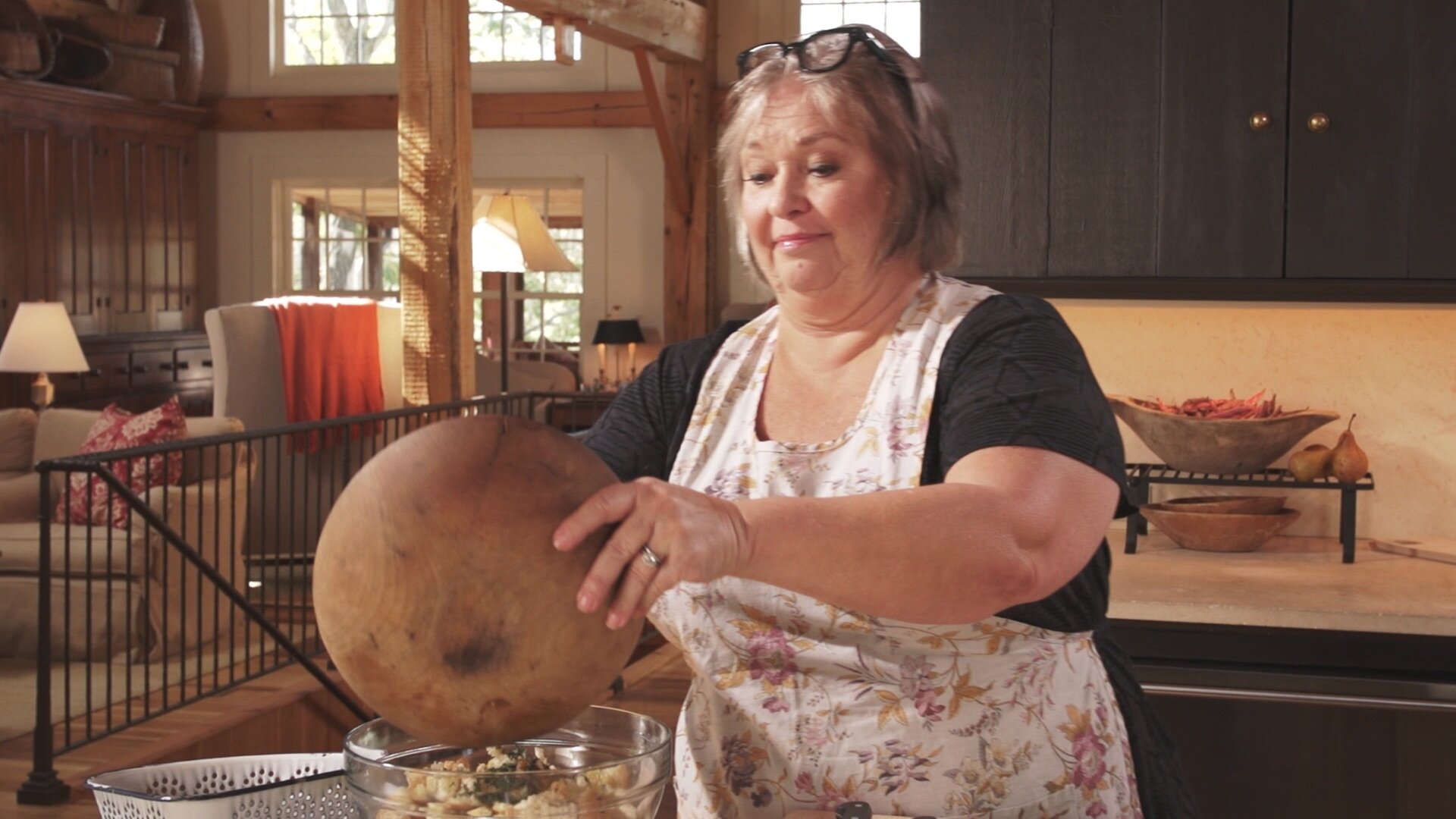 Farmhouse Rules S1E3 Old-Fashioned Dinner Party