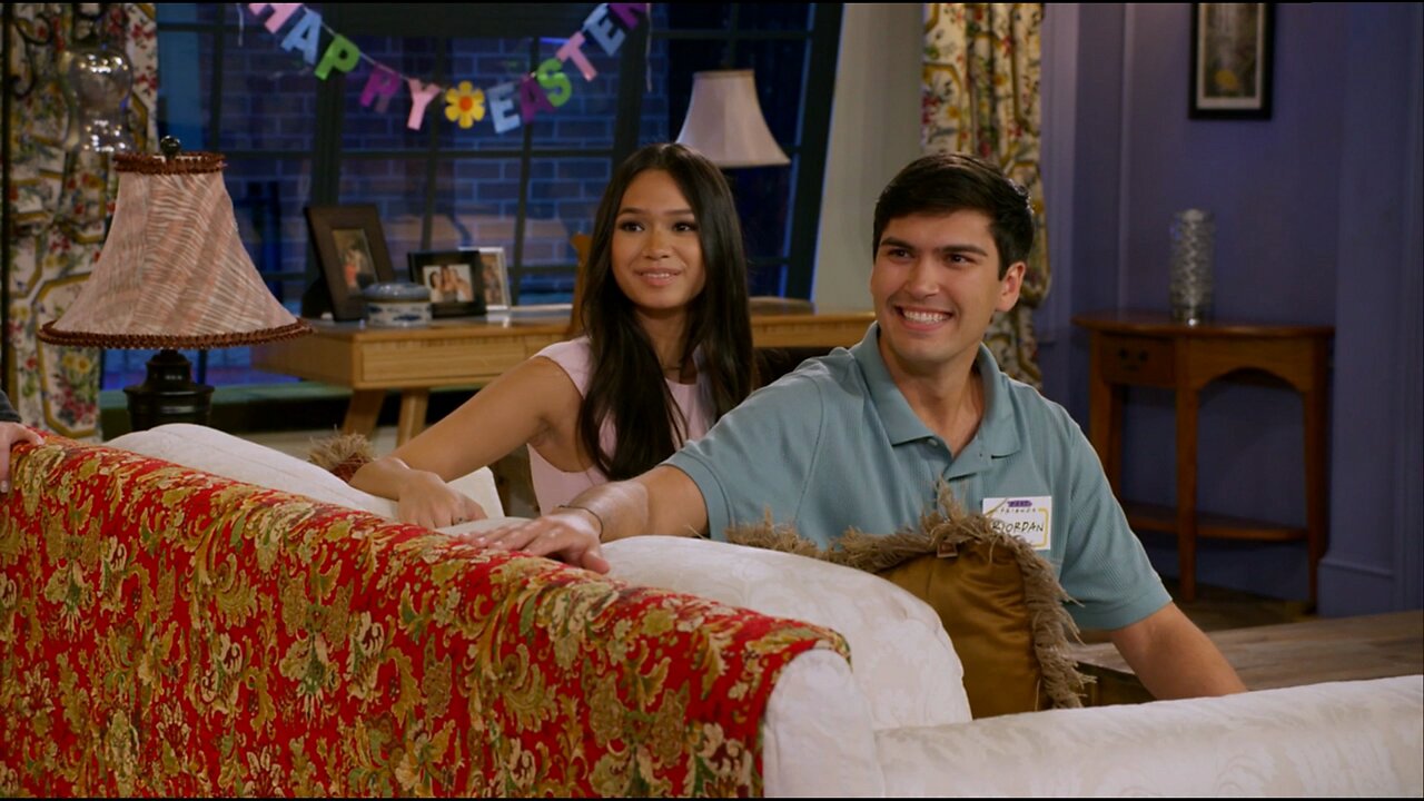 Fast Friends S1E2 The One With the Chest Wax