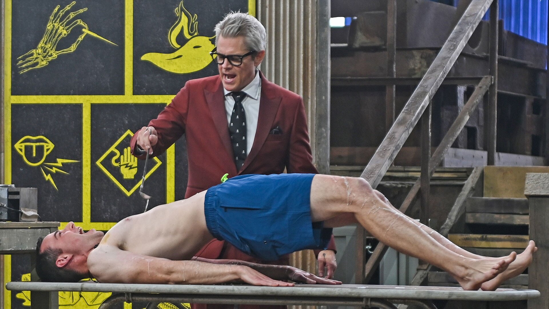 Fear Factor: House of Fear S1E6 Pain Auction