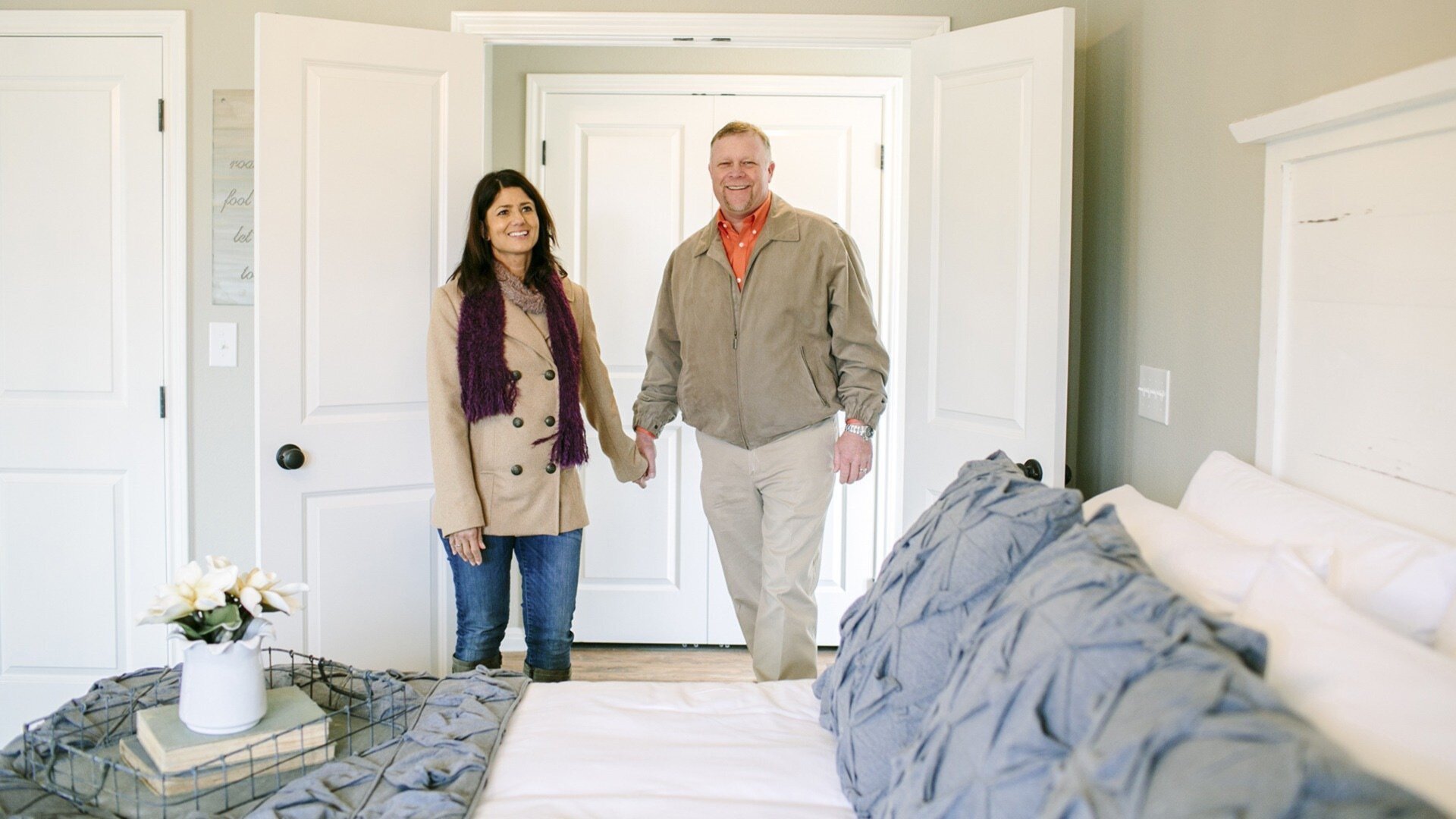 Fixer Upper S2E11 Country Life Attracts Couple to Small Town Texas
