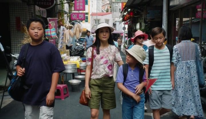 Fresh Off the Boat S3E1 Coming from America