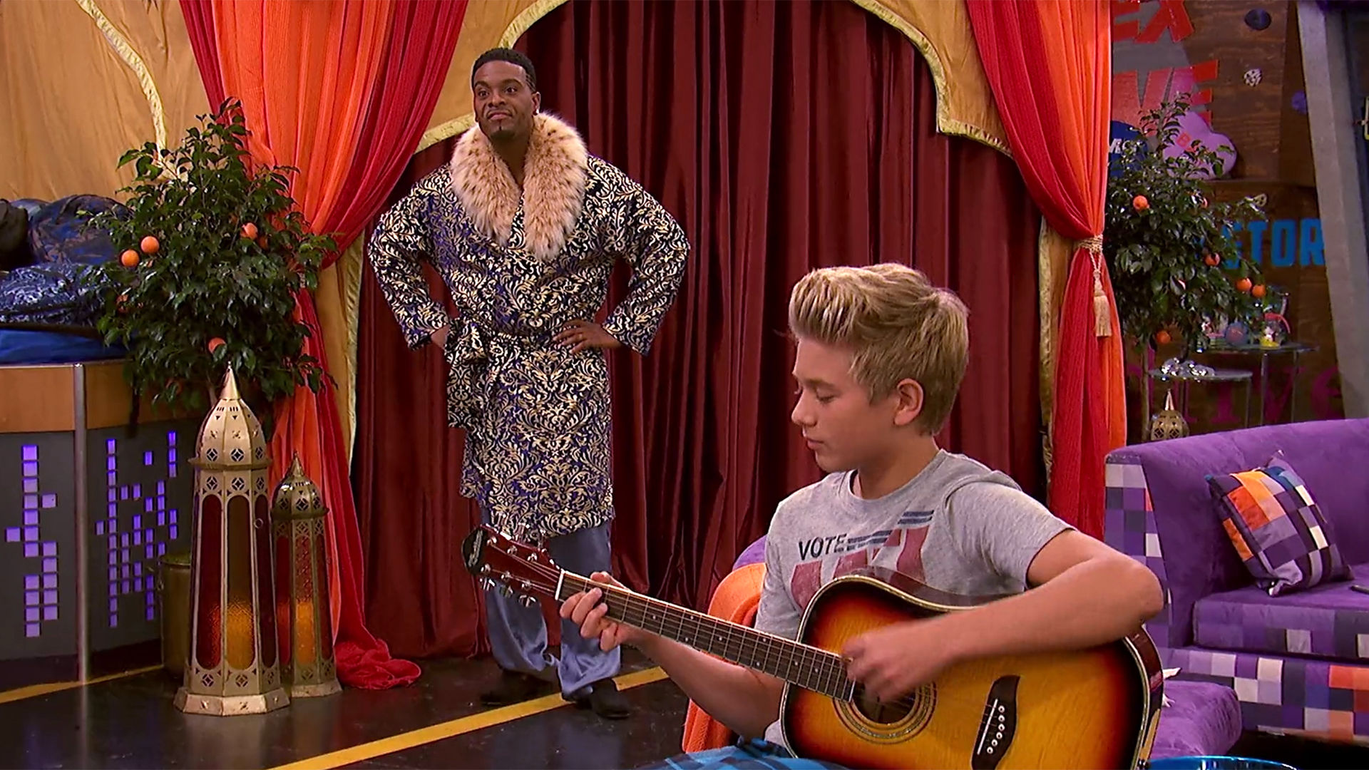 Game Shakers S2E22 War and Peach