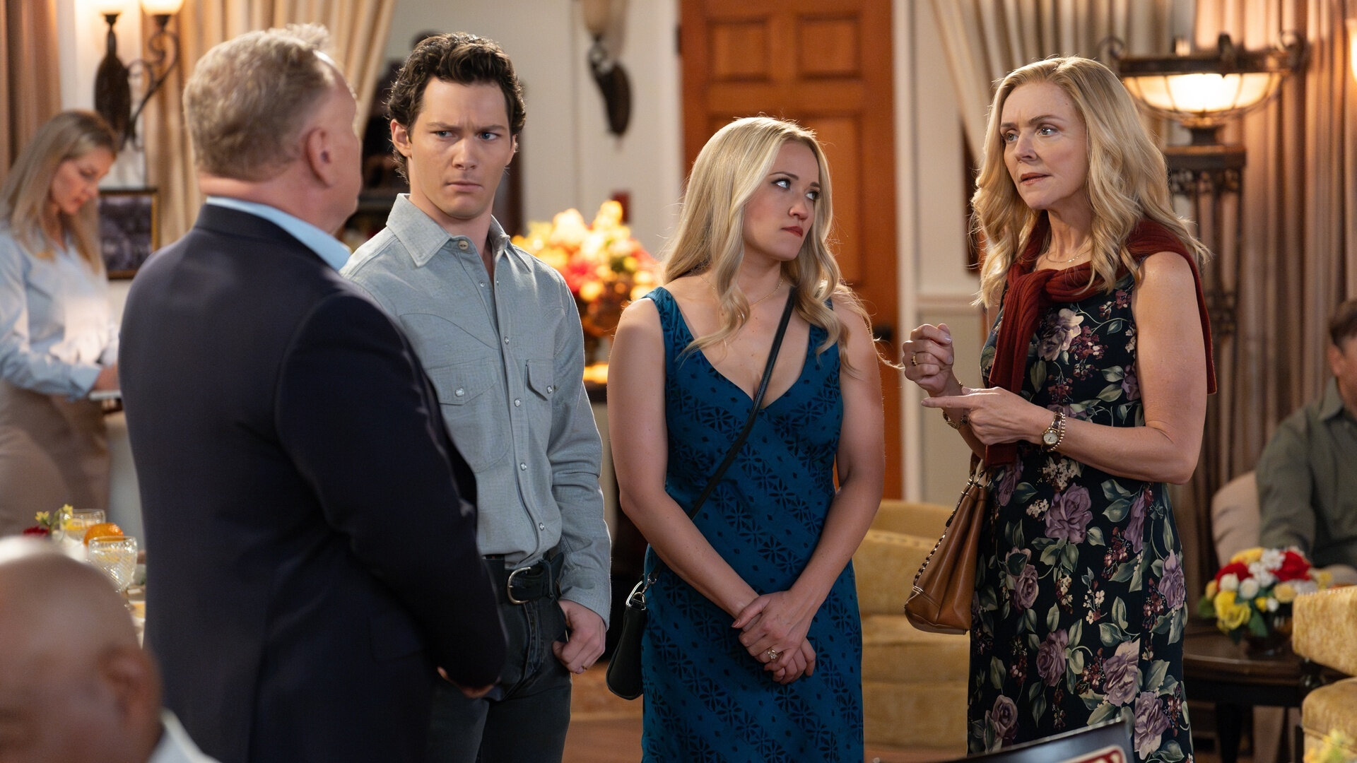 Georgie and Mandy's First Marriage S2E17 A Country Club, a Yokel and a New Boss