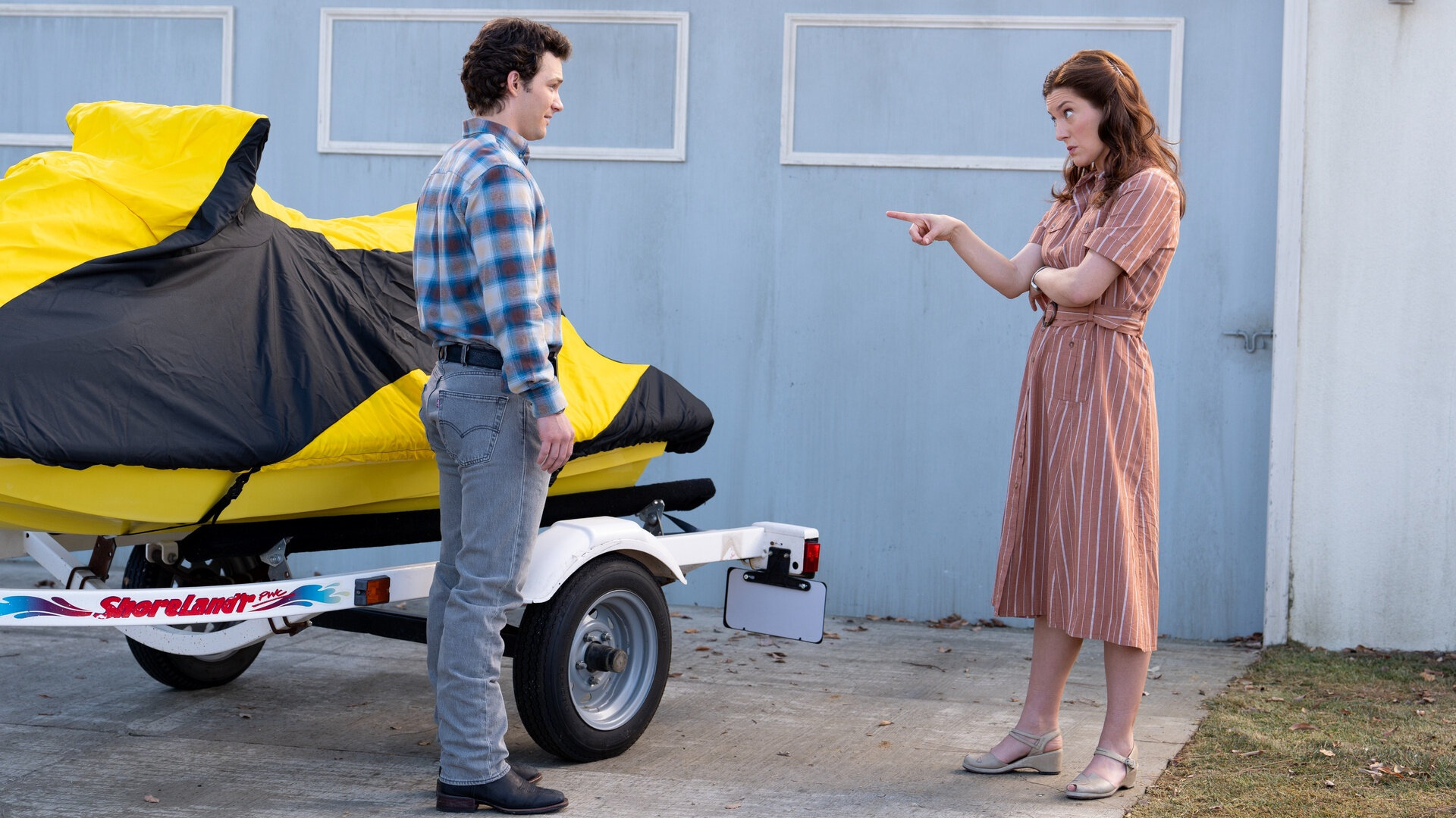 Georgie and Mandy's First Marriage S2E20 Splurges and Secrets