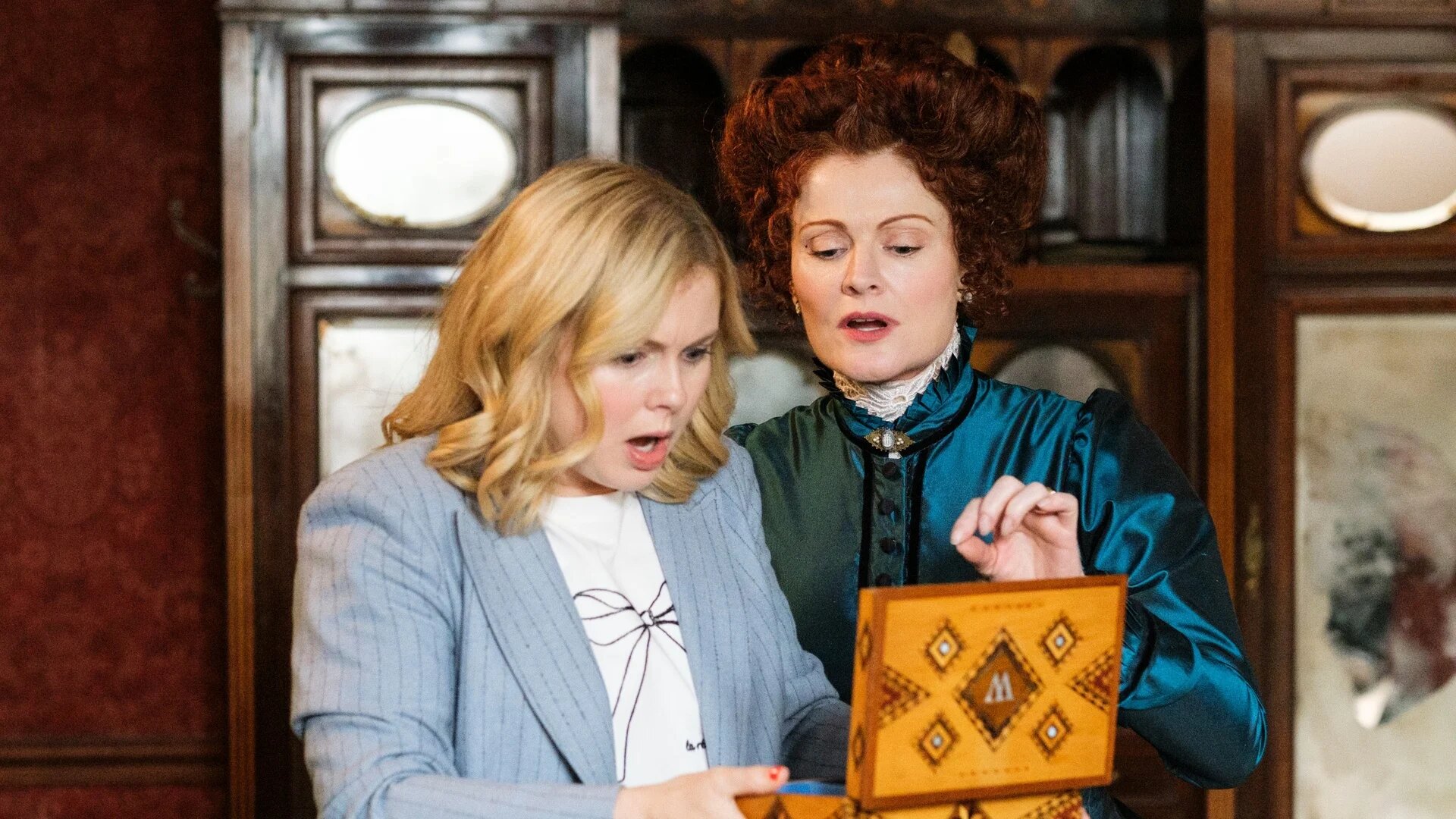 Ghosts S5E12 The List