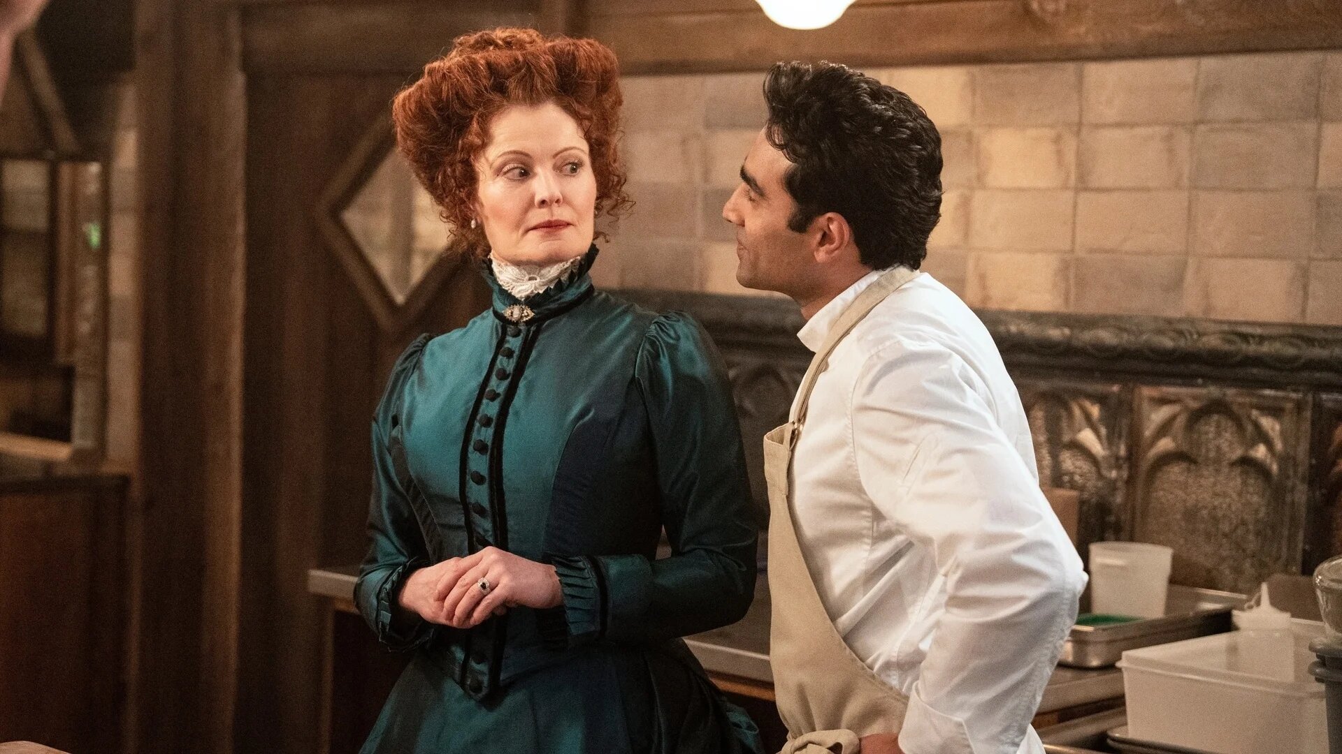 Ghosts S5E13 St. Hetty's Day 2: The Help