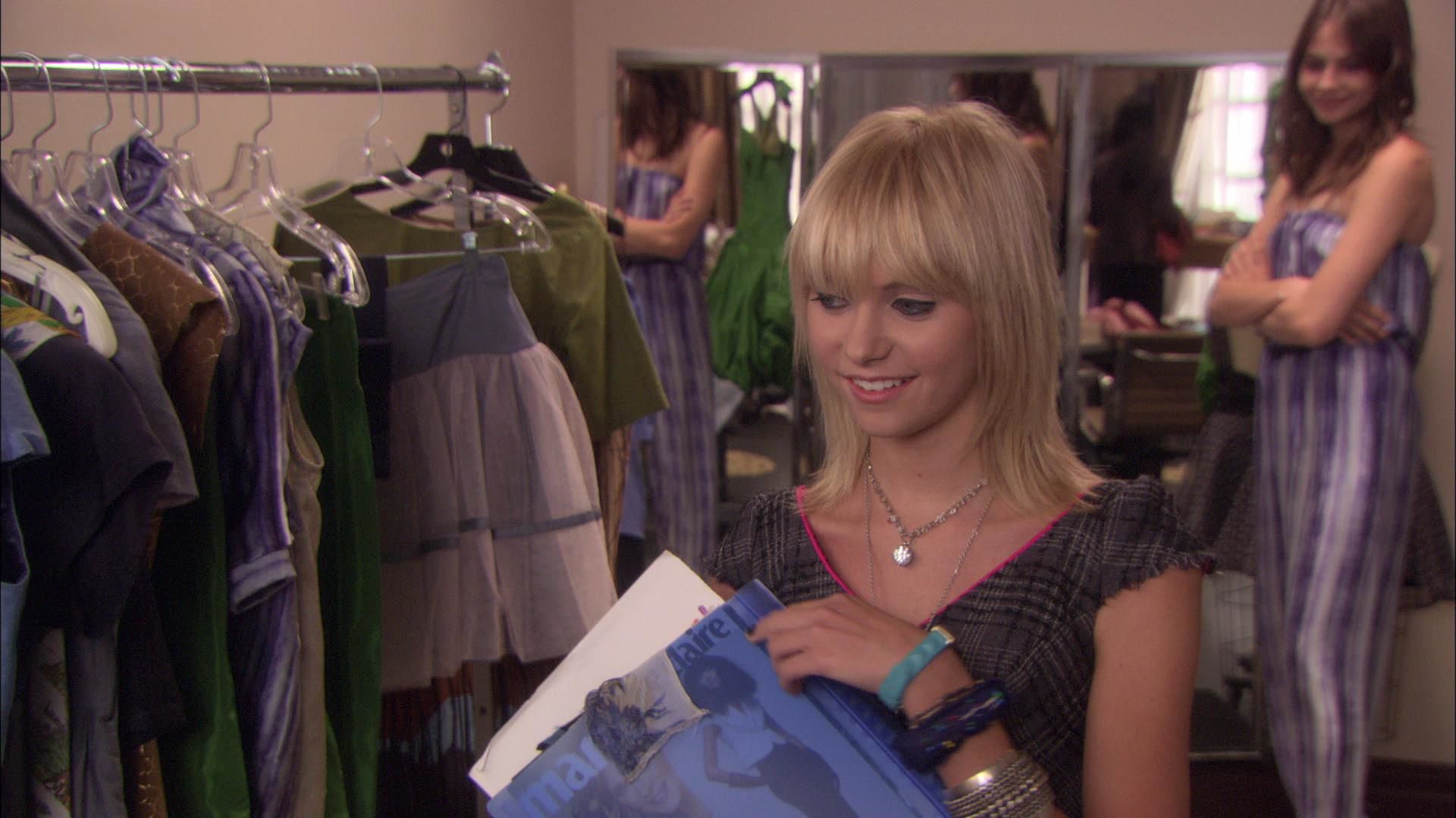 Gossip Girl S2E8 Pret-a-Poor-J