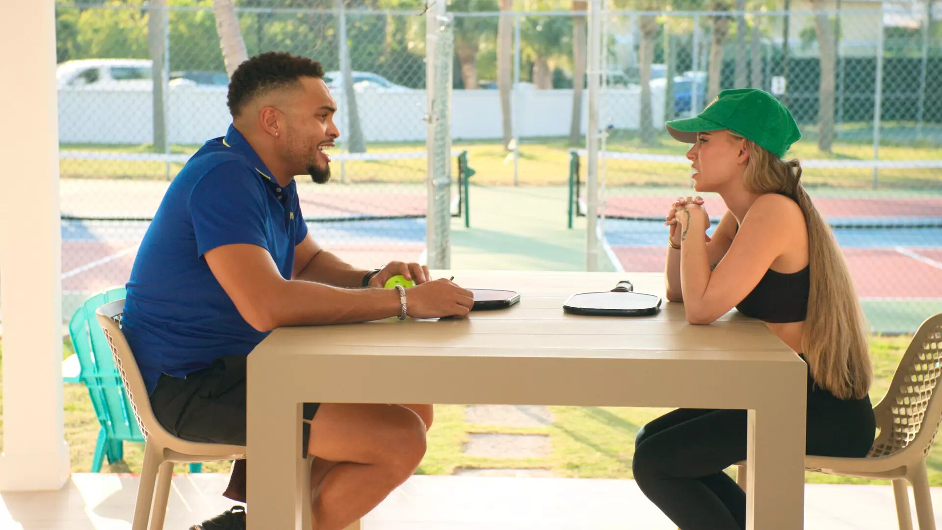 Grand Cayman: Secrets in Paradise S1E2 Flirting with Disaster