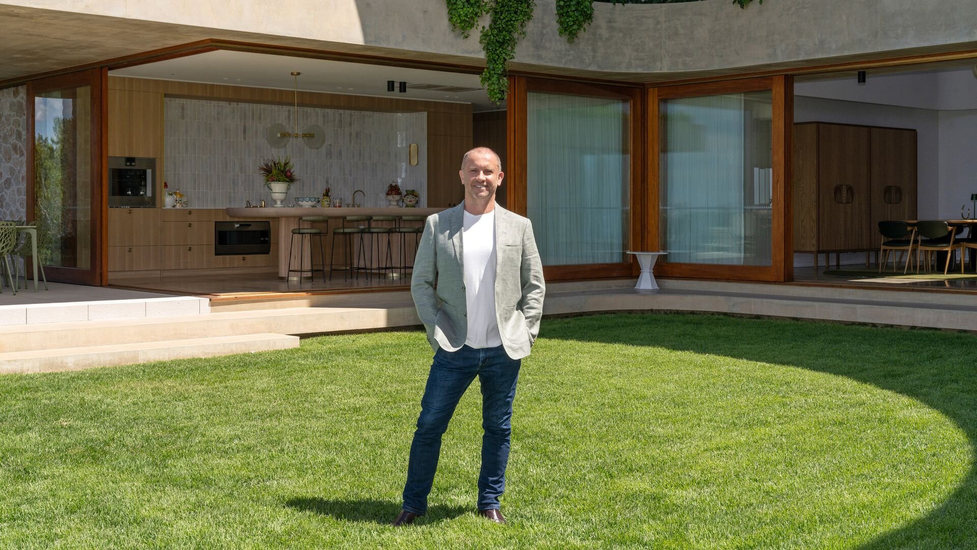 Grand Designs Australia S12E2 Horse Shoe Hill